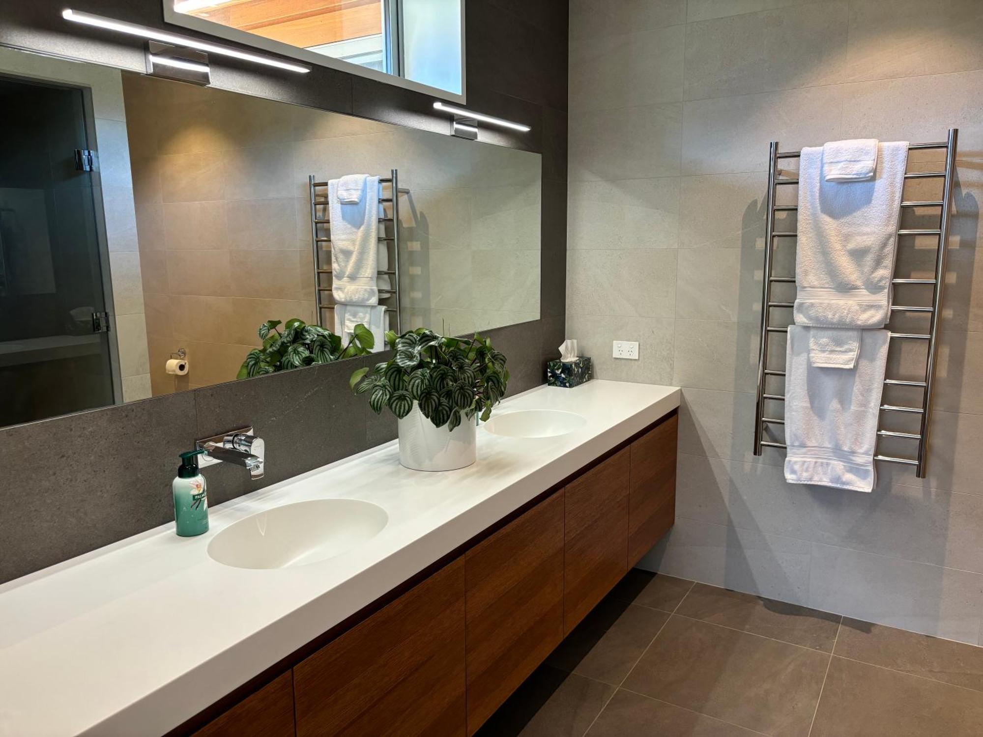קווינסטאון Tucker Beach Private Exclusive Retreat חדר תמונה